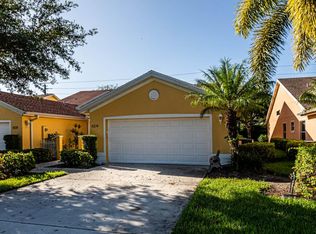 6214 Mandalay Cir, Naples, FL 34112
