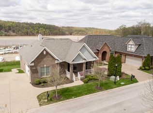 2005 River View Ct, Prospect, KY 40059