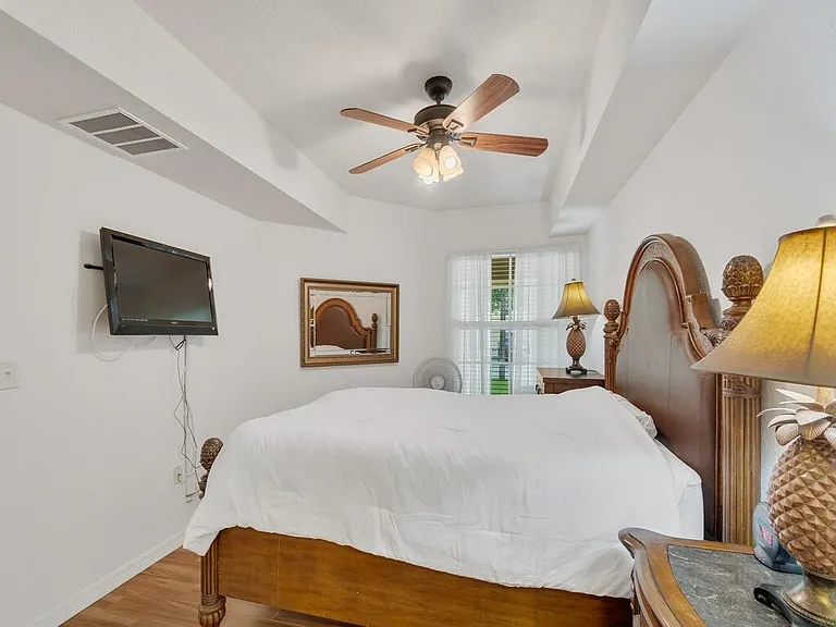 158 SW Peacock Blvd #30105 — Photo 13
