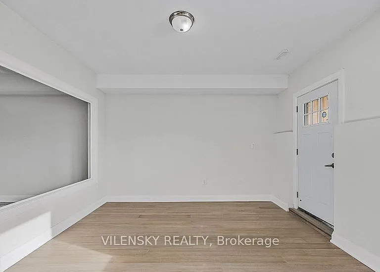99 Sophia St W — Photo 5