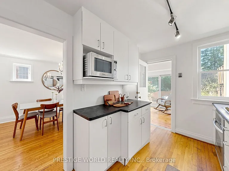 290 Jedburgh Rd — Photo 13