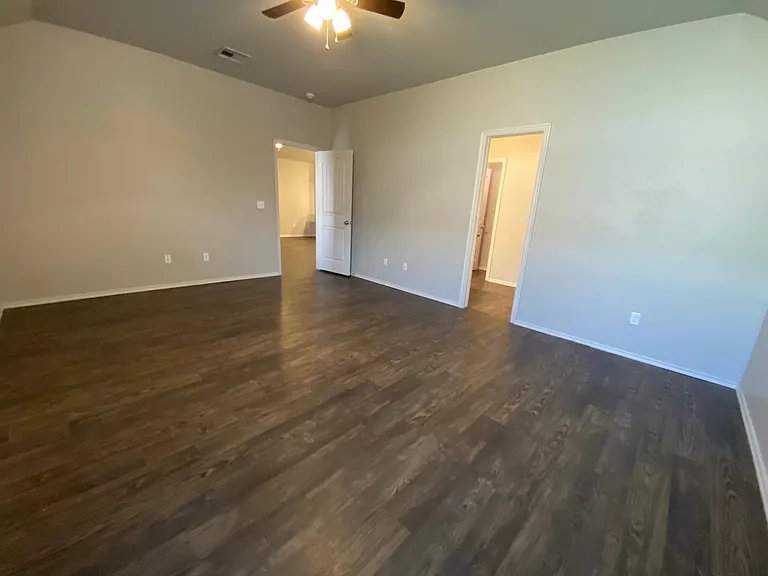 2225 Mill Creek Way — Photo 17