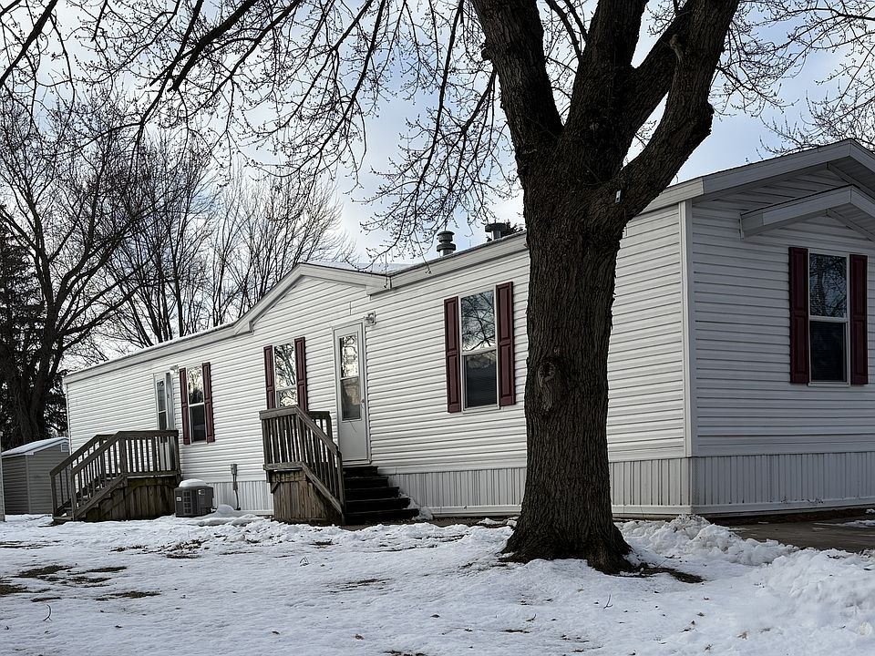 1st image of 60 Brookside Mnr #60