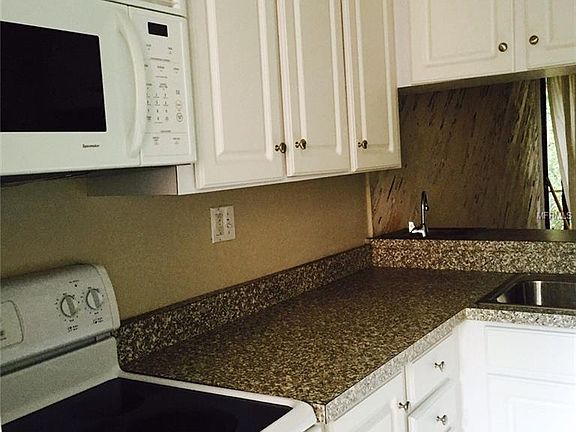 3rd image of 940 E Michigan St #240