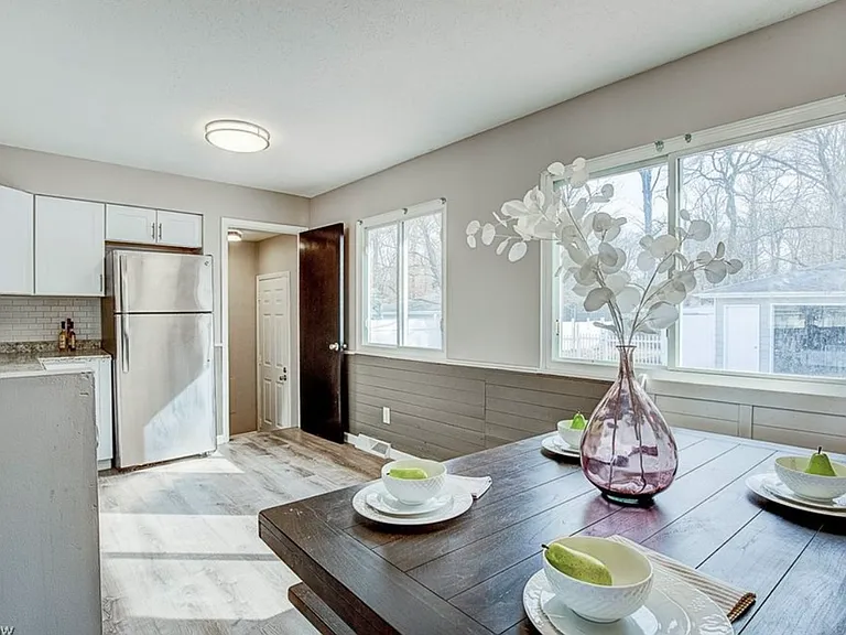 367 Ellen Ave — Photo 9