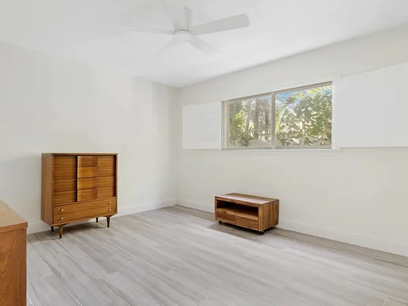 2734 NE 27th Court #11, Lighthouse Point, FL 33064