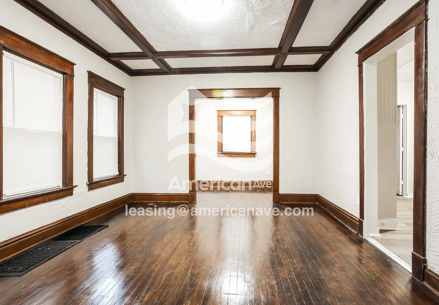4 bed, 1.5 bath, 1719 sqft, $1,650 — Photo 3