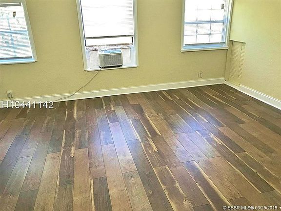 5th image of 1521 N 59th Ter #1521D