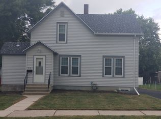 616 2nd St, Faribault, MN 55021