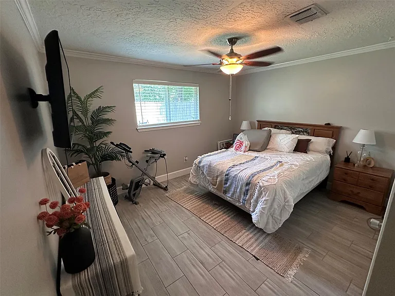 3010 Westerland Dr — Photo 38
