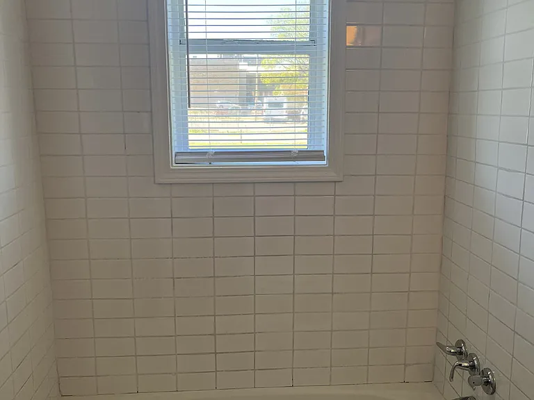 2607 Jefferson St #4 — Photo 11