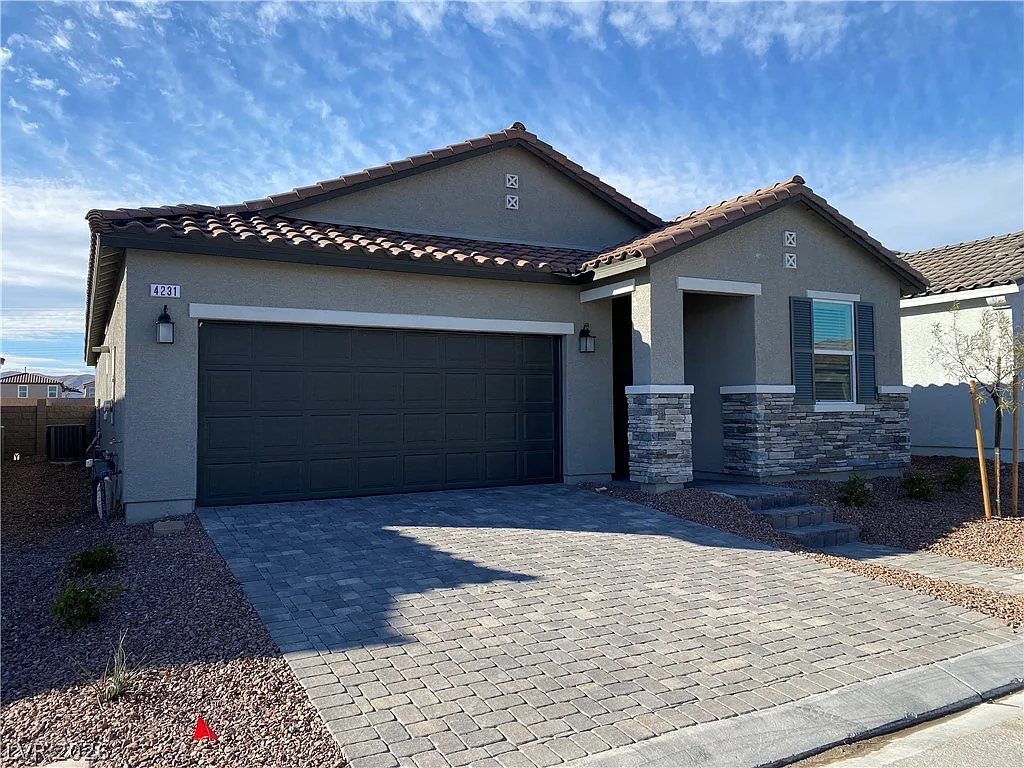 3 bed, 2.5 bath, 1909 sqft, $2,750 — Photo 2