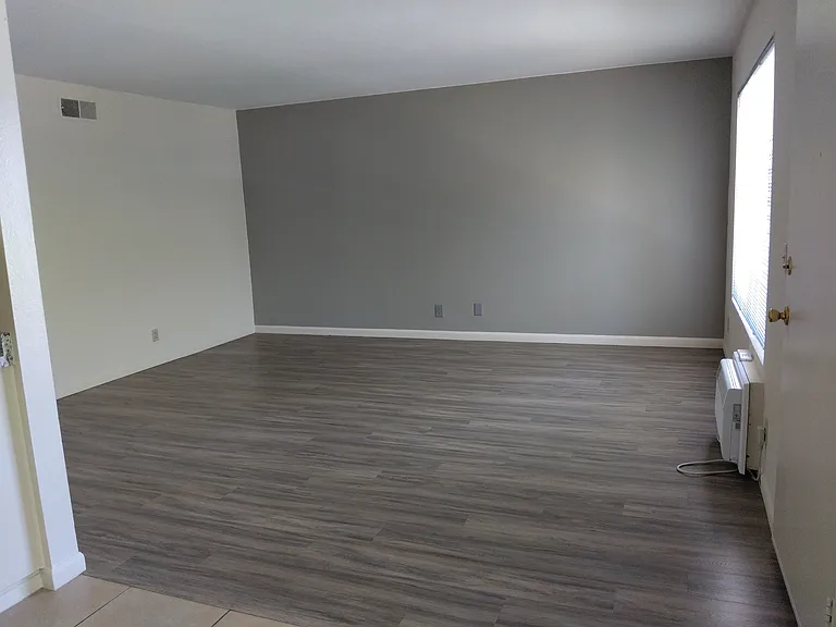 9181 Trask Ave #19 — Photo 4