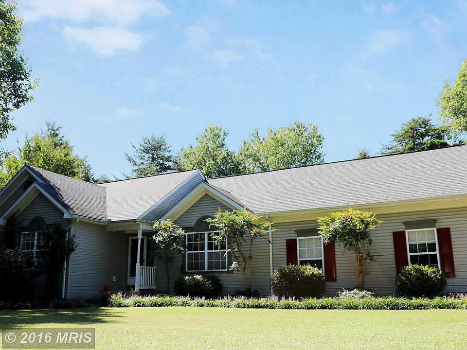 1st image of 10 Natchez Ln
