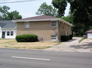 1613 9th St APT 1, Rockford, IL 61104