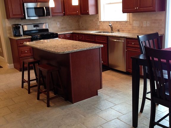 3rd image of 4565 Colinas Dr