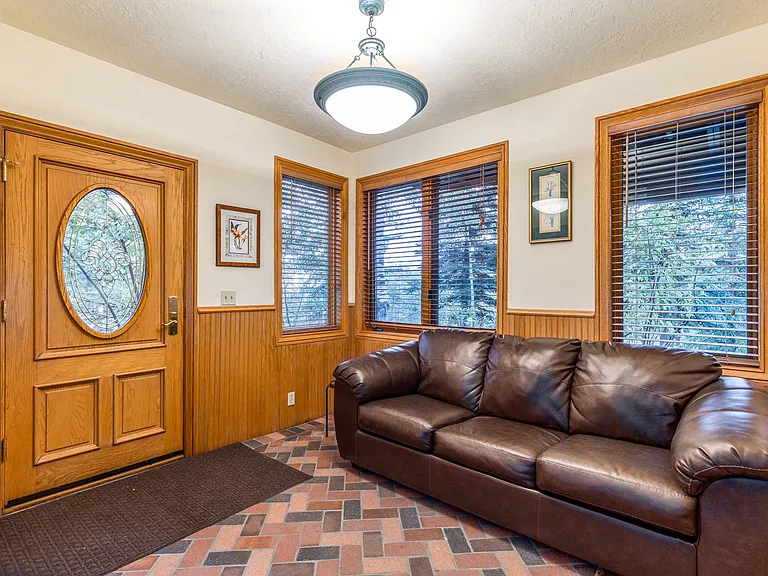 2524 Aspen Springs Dr — Photo 11