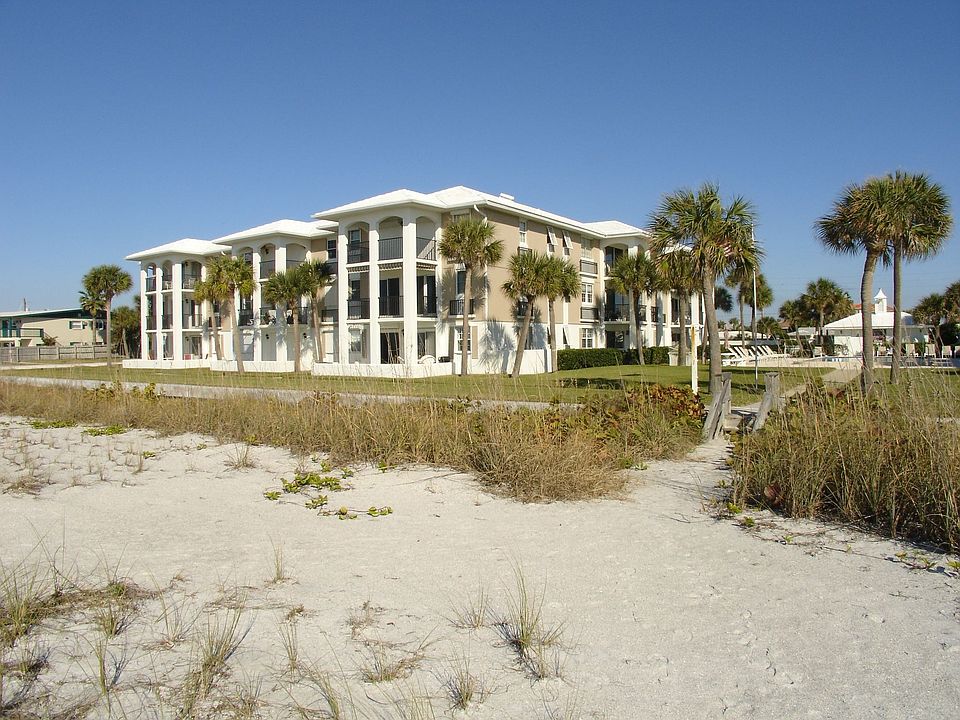 One of the Best Buildings on the Beach!