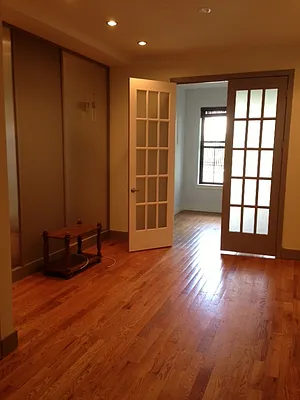 Rented by Lilia Anastasiadis, LREB | media 20