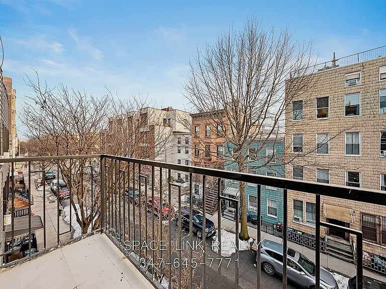79 Maujer St #4A — Photo 11