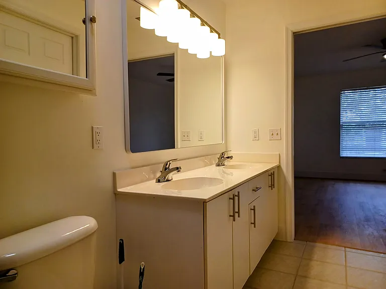 26734 Little John Ct #4 — Photo 6