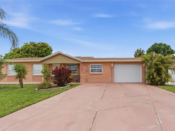 4914 Holiday Dr, Tampa, FL 33615