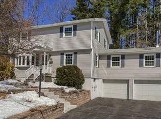 14 Vincent Rd, Chelmsford, MA 01824