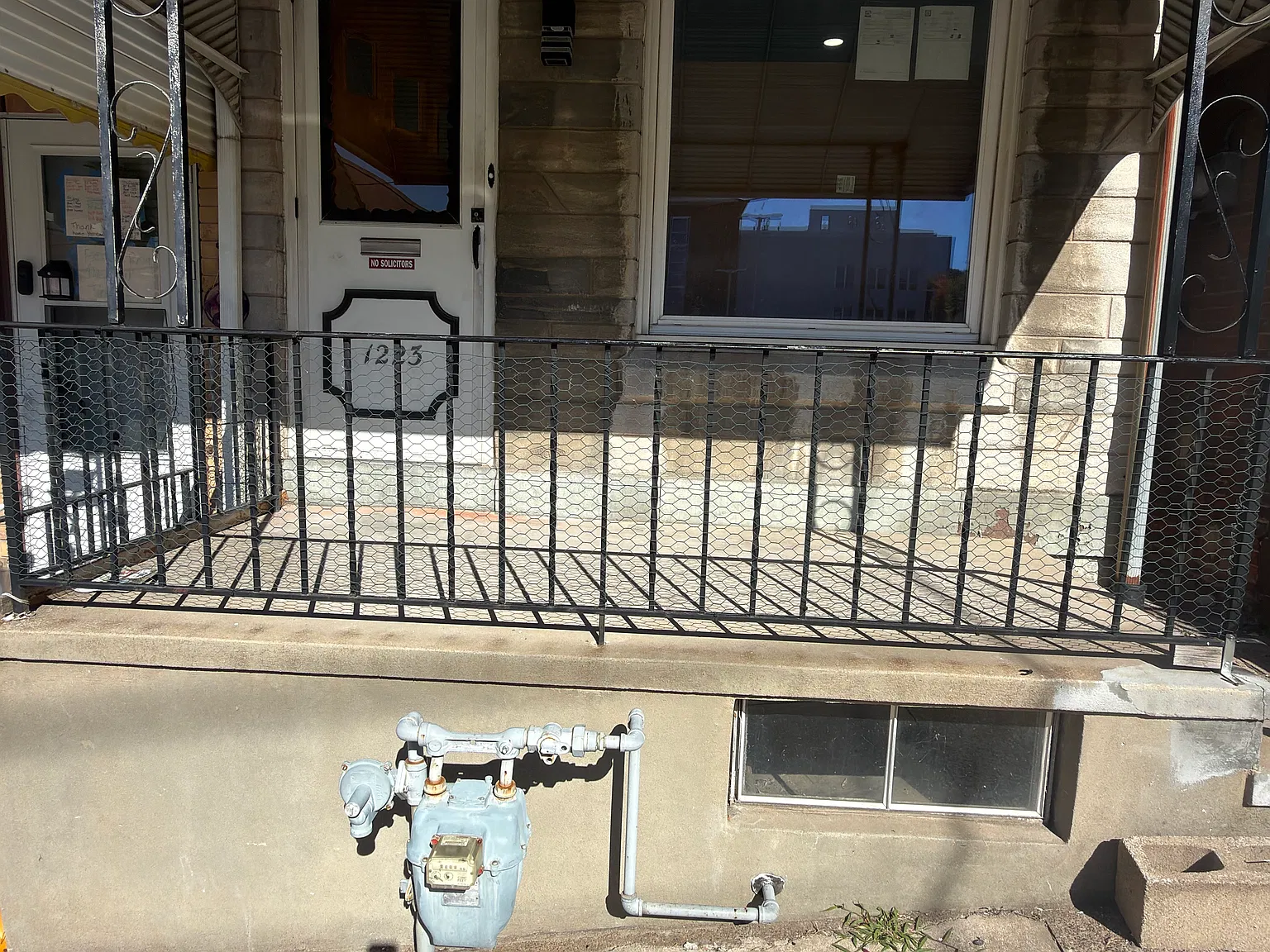 4 bed, 1361 sqft, $1,950 — Photo 2