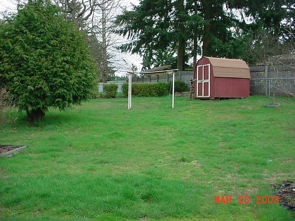3rd image of 1332 Deerbrush Dr SE