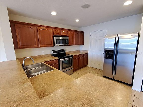 2nd image of 3801 Eagle Preserve Point