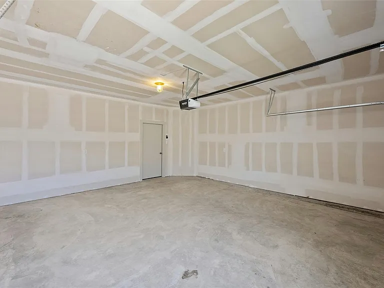 432 Wilshire Rd — Photo 30