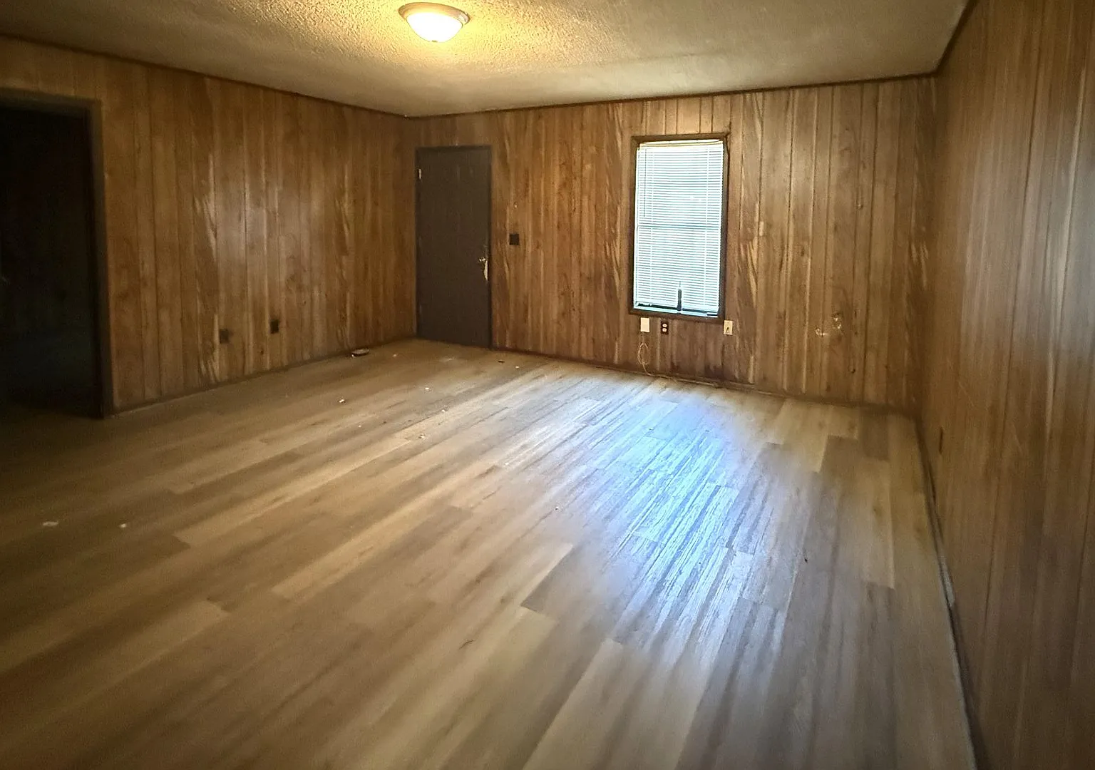 352 N Allis — Photo 2