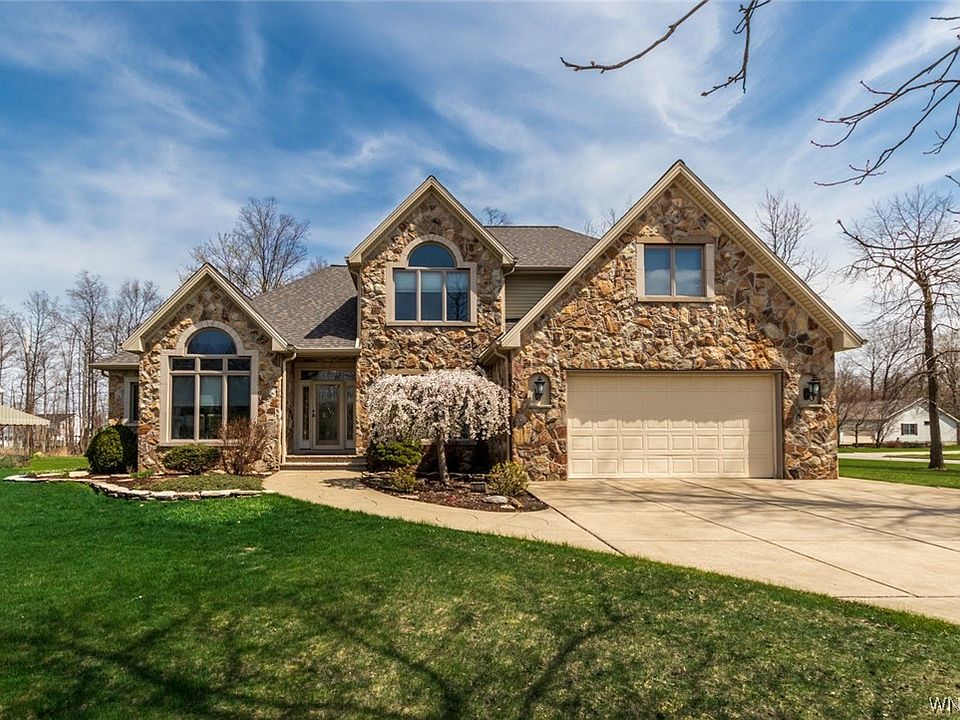 15 Forest Creek Ct, Grand Island, NY 14072 Zillow
