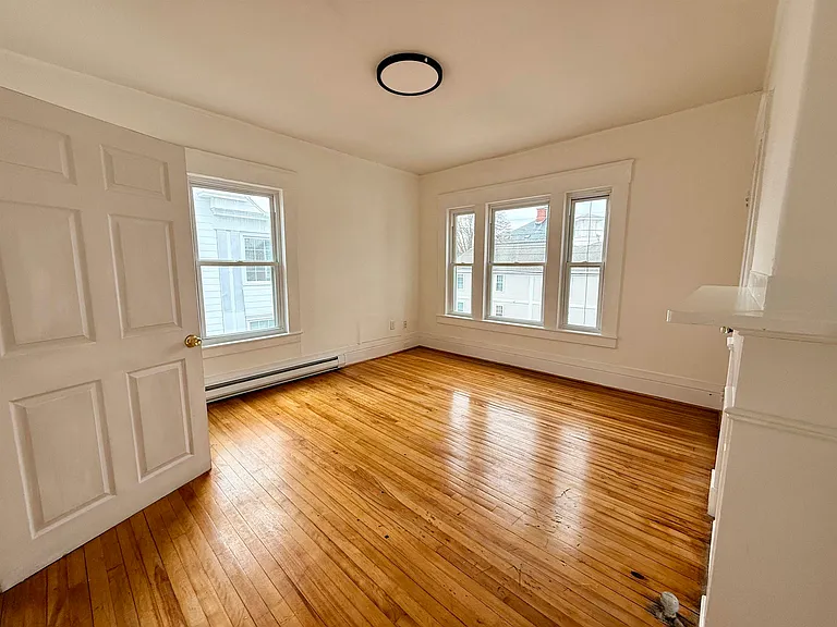 28 Brook St #2 — Photo 15