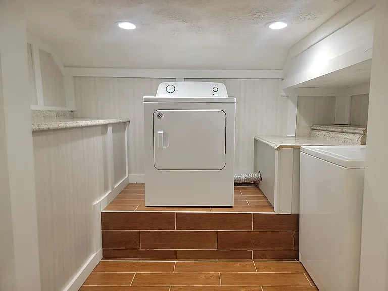 808 E Water St #A — Photo 30