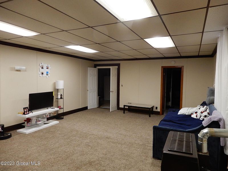 4th image of 60-62 Willow Street