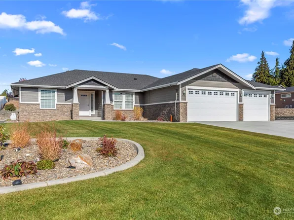 668 S Newton Avenue, East Wenatchee, WA 98802