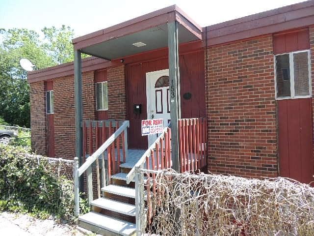 1st image of 172 Arlington Ave