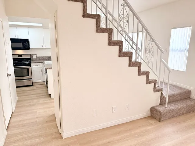 11258 Morrison St #104 — Photo 5