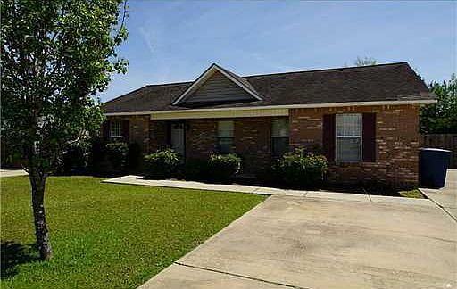 3rd image of 10716 Dogwood Dr