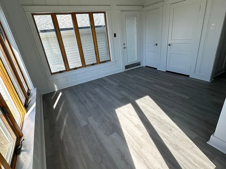 160 Church St — Photo 28