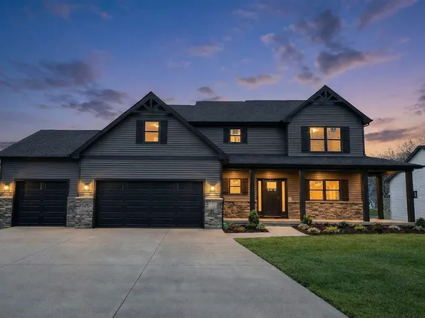 631 Debra Kay Dr, Lowell, IN 46356