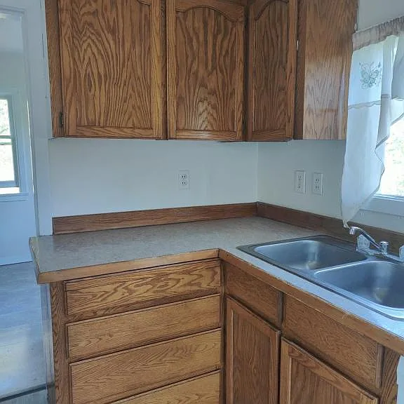 405 S 4th St — Photo 2