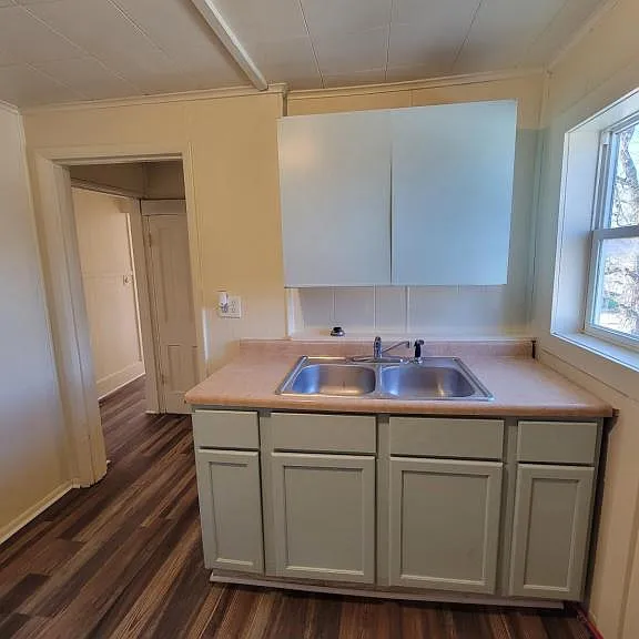 728 S Leeds St — Photo 4