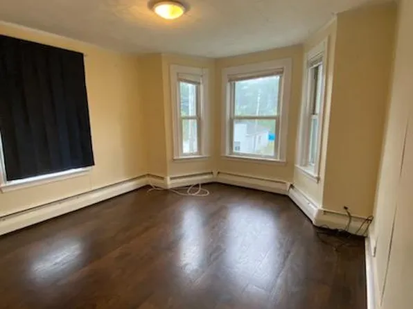 282 Park St #2, Gardner, MA 01440