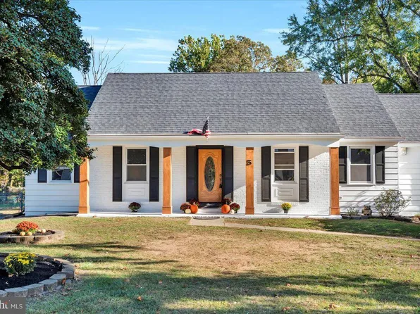 5 Georgia Trl, Medford, NJ 08055