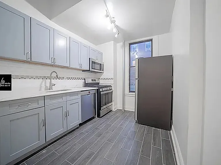 853 Putnam Ave #1 — Photo 1