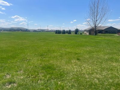 1738 Mel Ros Dr, Aberdeen, SD, 57401