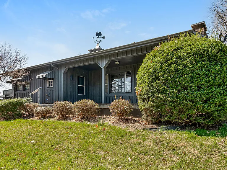 Poplar Hill Ln — Photo 8