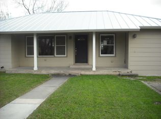 205 W Schulz St, Marion, TX 78124